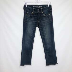 American Eagle Outfitters 4